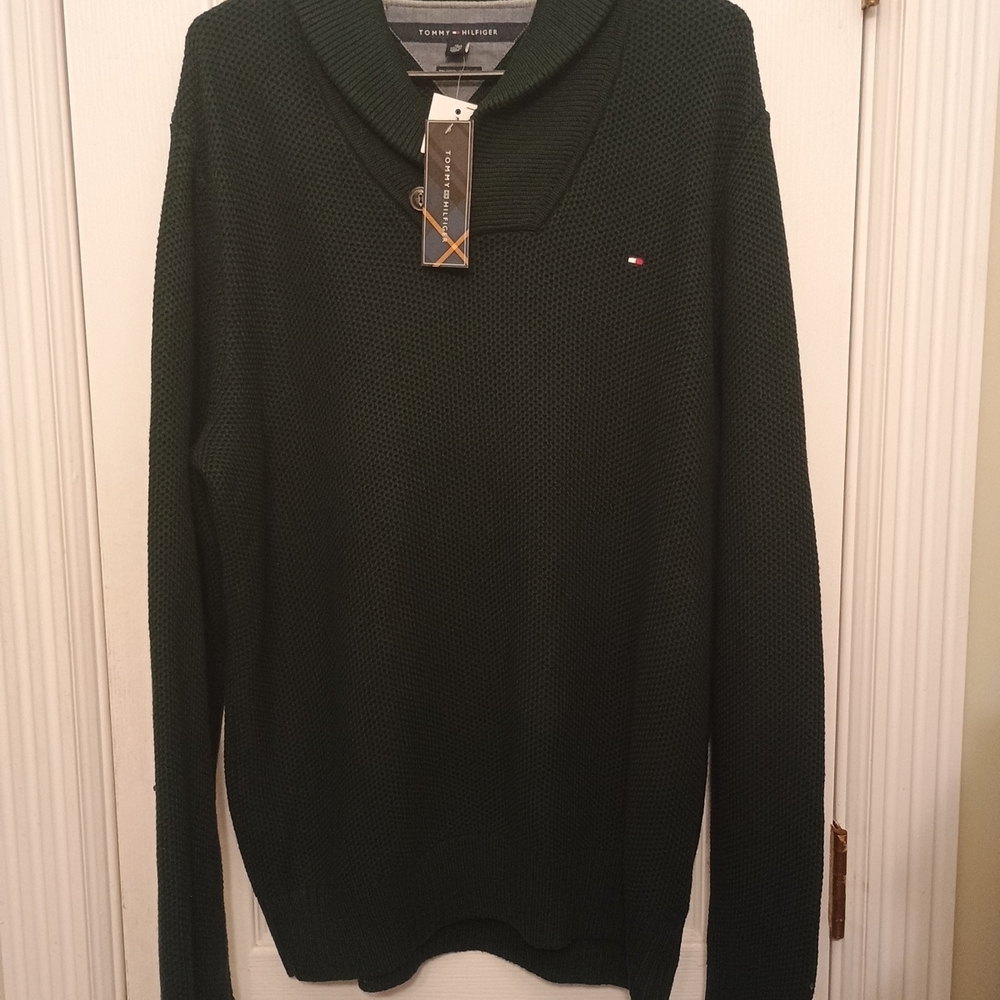 Tommy Hilfiger Men's Green Sweater